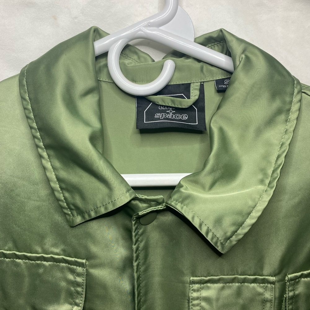 Time Space Green Jacket View 3